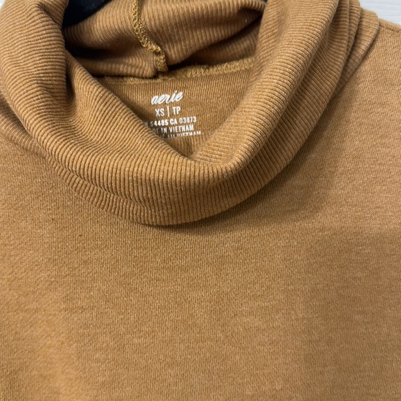 Aerie Tuetleneck Sweatshirt - Picture 2 of 4